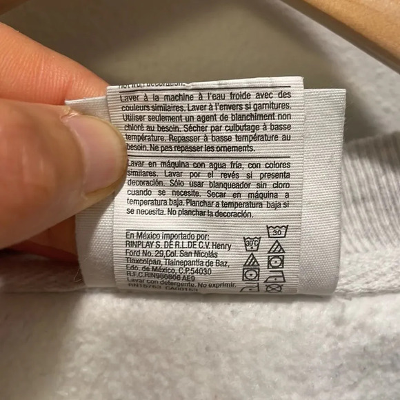 Nwot Champion woman’s cropped grey half zip sweatshirt - Picture 7 of 9